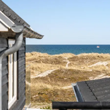 Semesterbostad 3 Bedroom Lovely In